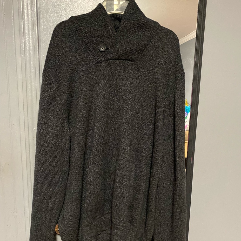 American eagle outfitters seriously soft dark gray pullover sweater